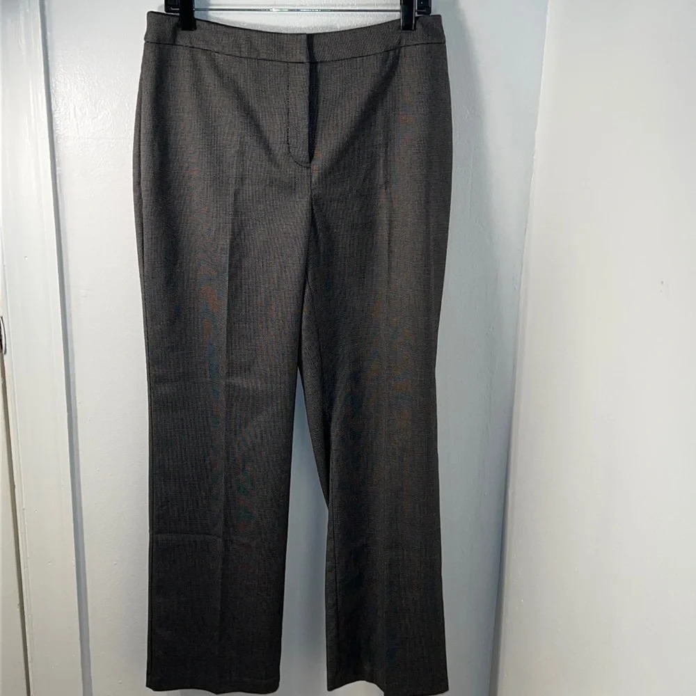 Croft &Barrow, 10S, Black and White grid pattern with‎ Front button zip trousers